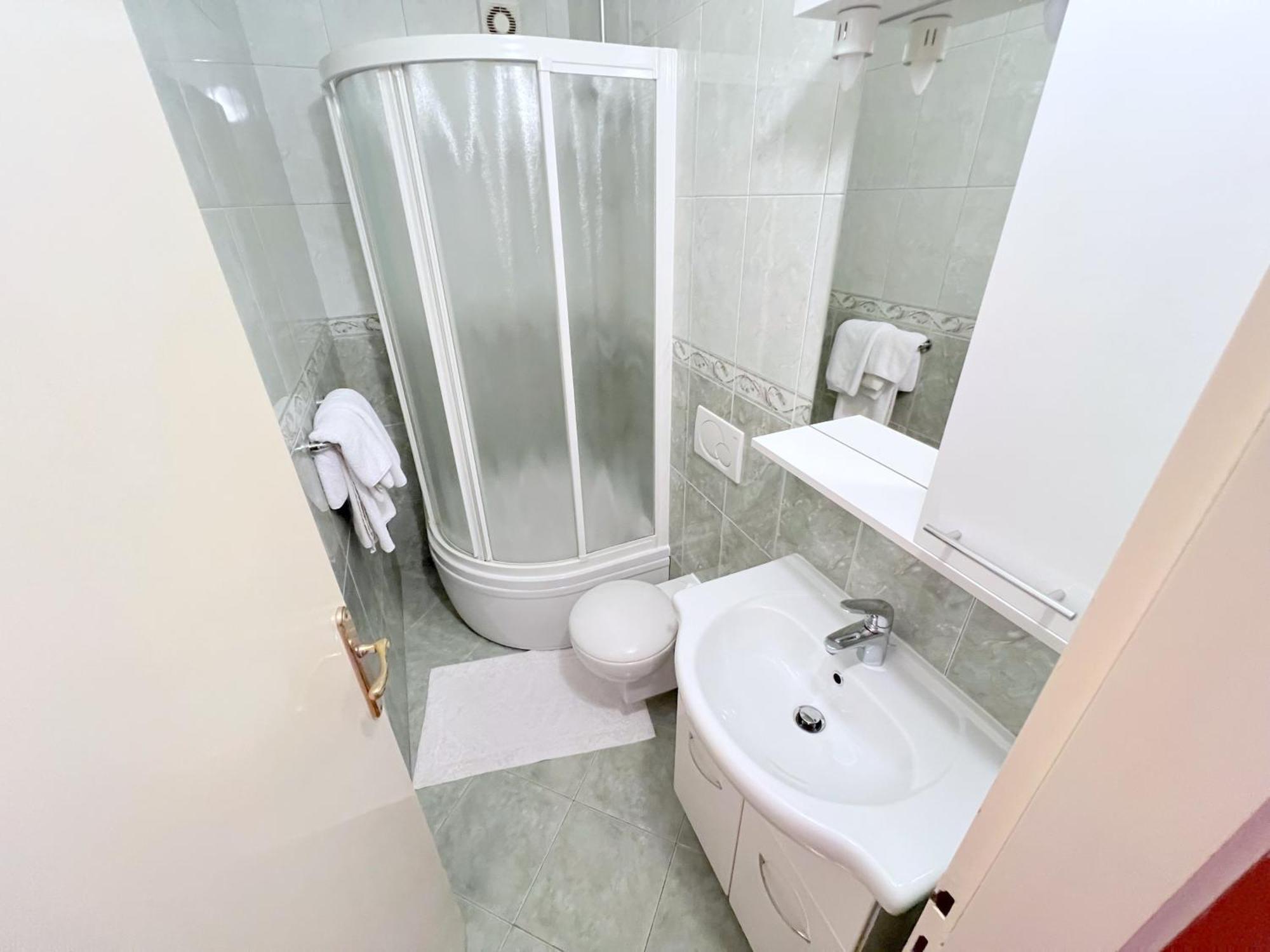 Bed & Breakfast Rab Palit Ngoại thất bức ảnh