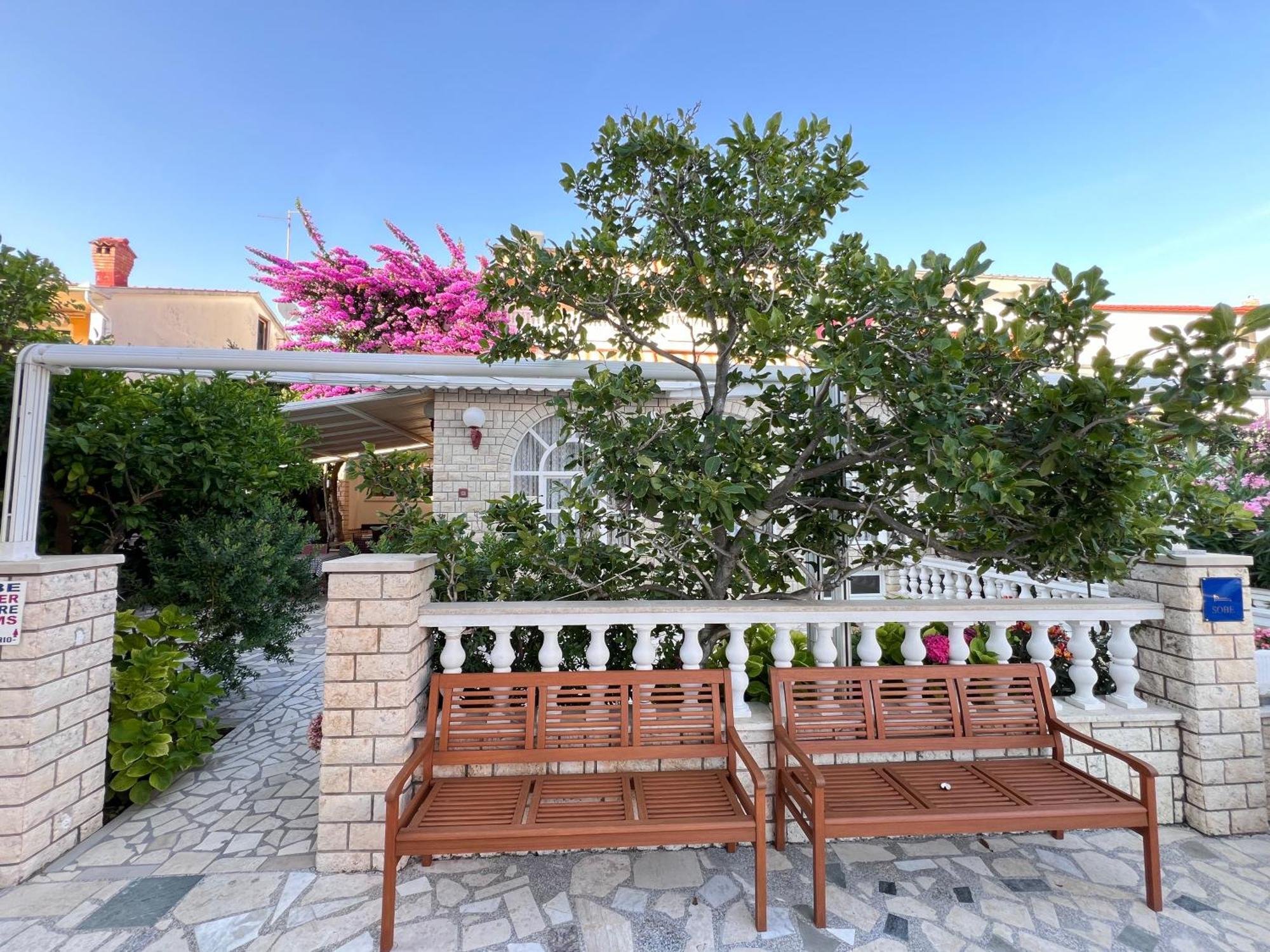 Bed & Breakfast Rab Palit Ngoại thất bức ảnh